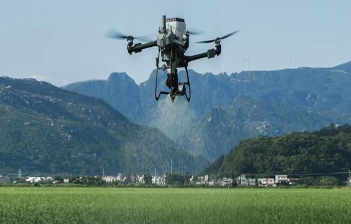 Razlike med lipo baterijami in poltrdnimi baterijami？